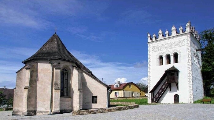 Strazky - Kay Zeisberg.jpg