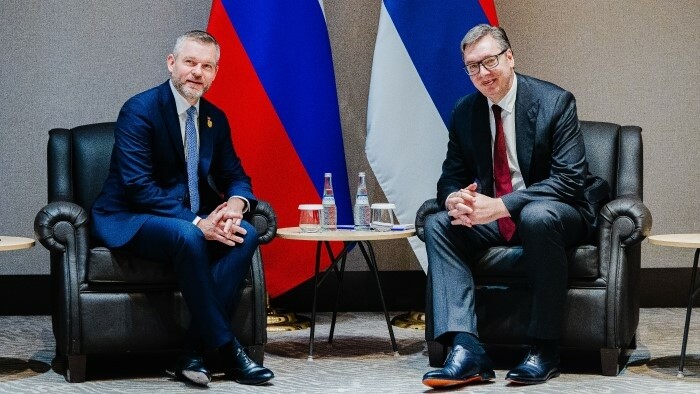 Pellegrini se reúne en Uzbekistán con su homólogo serbio Aleksandar Vučić