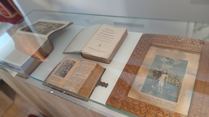 SNM - Múzeum kultúry Chorvátov na Slovensku, expozícia Dejiny a kultúra Chorvátov v Devínskej Novej Vsi