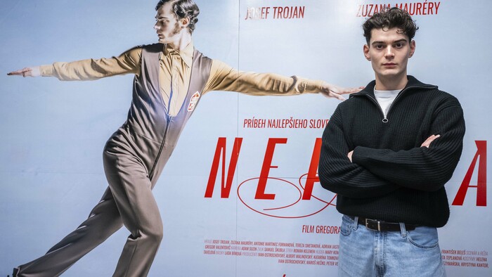 Nepela je v kinách, určite sa choďte pozrieť