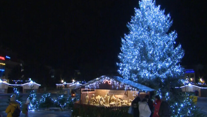 Predvianočné brigády lákajú študentov, dôchodcov aj pracujúcich