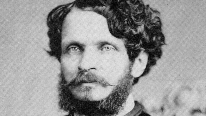 Ministerský predseda Uhorska. Prečo mu hovorili „Krásny obesenec“?