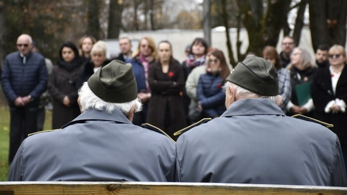 В Музее СНВ открыта Скамья почета М.Р.Штефаника