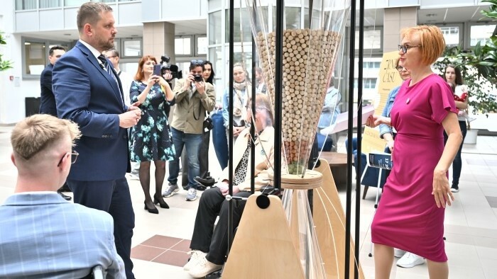 Prerušili rokovania o liekovej politike 