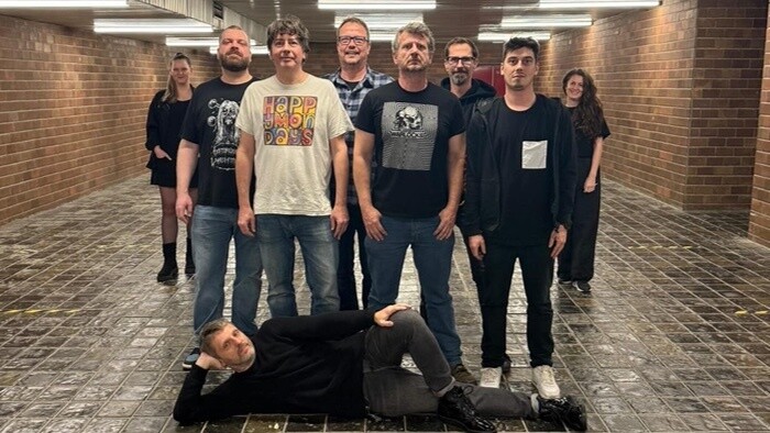 Saténové ruky naživo v :Popo_FM