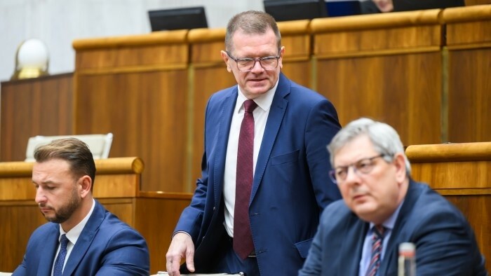 Stellvertretender Ministerpräsident für Wiederaufbau reichte seinen Rücktritt ein 