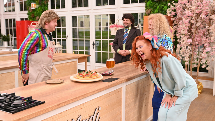 ôsme-retro-kolo-pečie-celé-slovensko