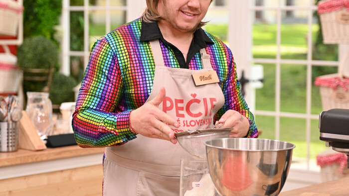 ôsme-retro-kolo-pečie-celé-slovensko