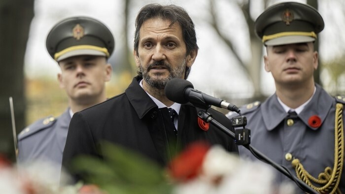 Minister obrany rokoval vo Vietname 