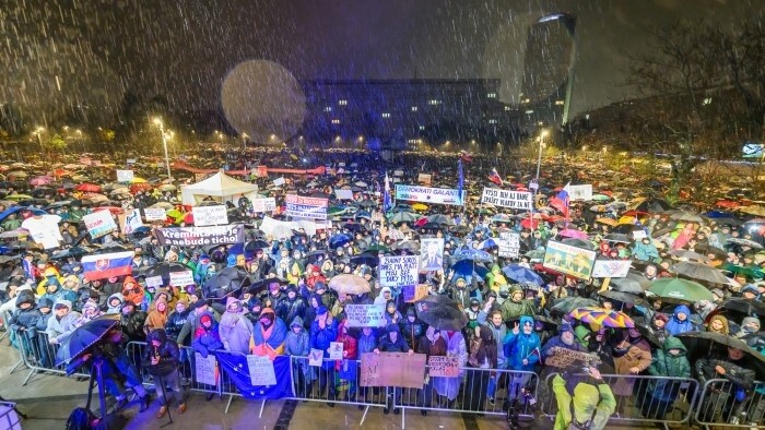 Opposition forderte in Bratislava das Ende von Fico