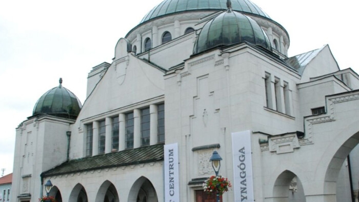 Trenčiansku synagógu opäť vysvätili