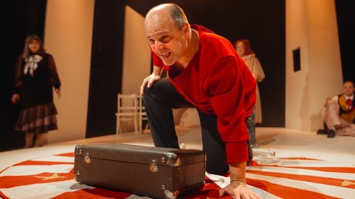 Divadelná recenzia: Divadlo Thália - Box Humana (Čo je s tebou, Sándor?)