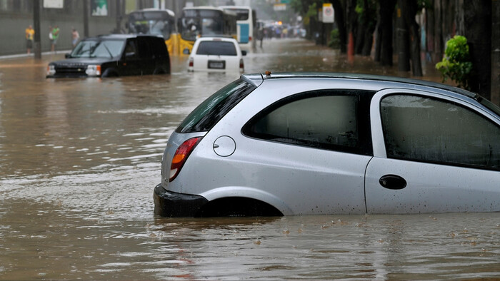 Vydatné dažde robia problémy vo svete