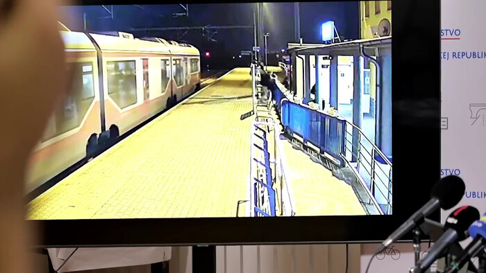 Video vlakov tesne pred zrážkou v Pezinku
