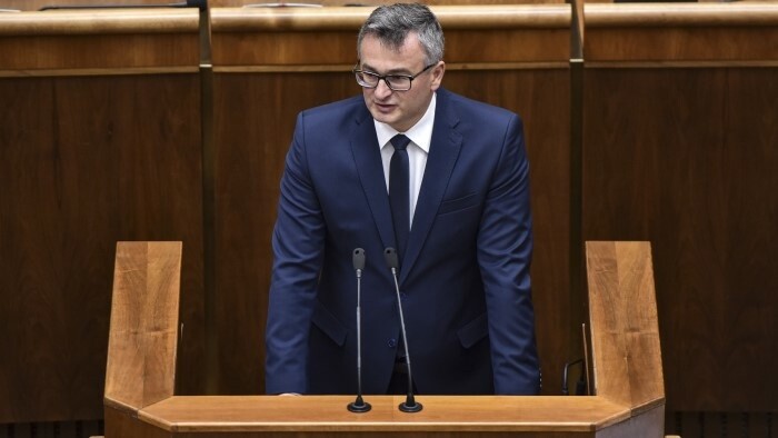 El presidente del Tribunal Constitucional expresa su inquietud por la inacción del Parlamento