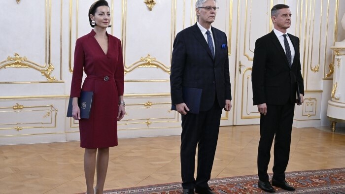 Prezident odovzdal poverenie trom novým veľvyslancom 