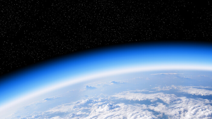 Ozónová diera sa tento rok zacelila rýchlejšie