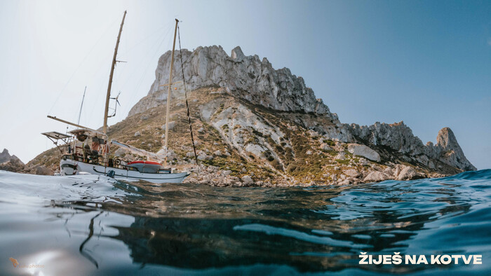 lutu.photos-tuzenska-sailing-jachtartstvo-plachetnica-cestovanie-atlantik-karibik-pacifik-s-vetrom-do-neznama-lucia-tuzinska-ces