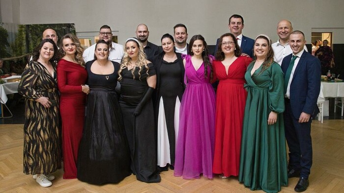 Pečie-celé-Slovensko-5-na-plese