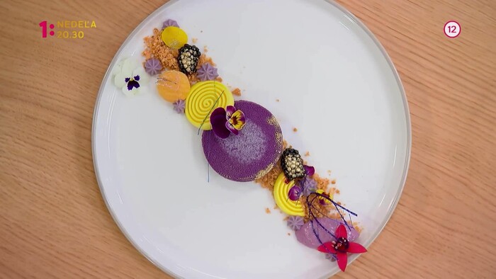 Pečie celé Slovensko- michelinské dezerty.mp4