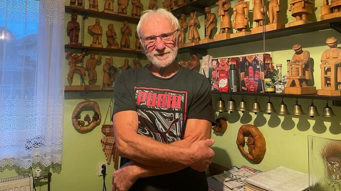 Rezbár Ľubomír Srnka z Jastrabej