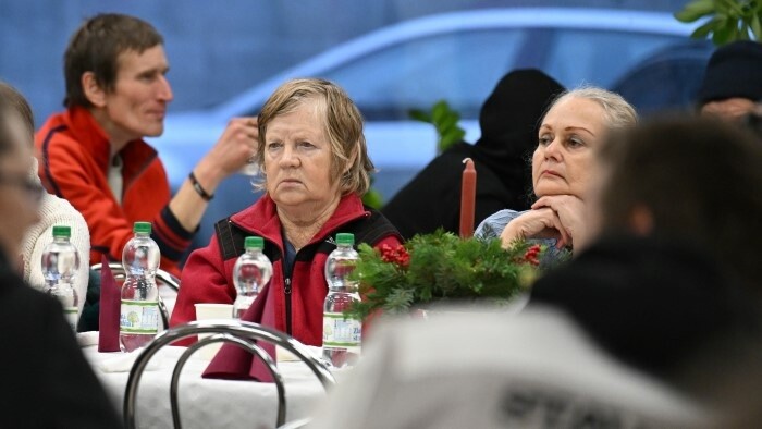 Weihnachtsessen für Menschen in Not