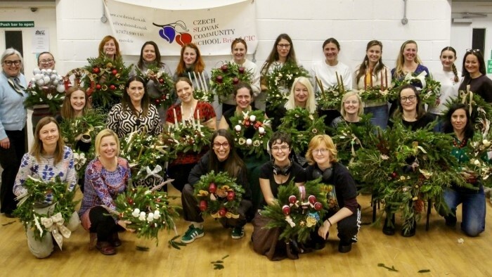 Viazanie adventných vencov