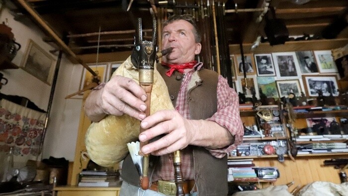 Spomienka na gajdoša Ľubomíra Tatarku