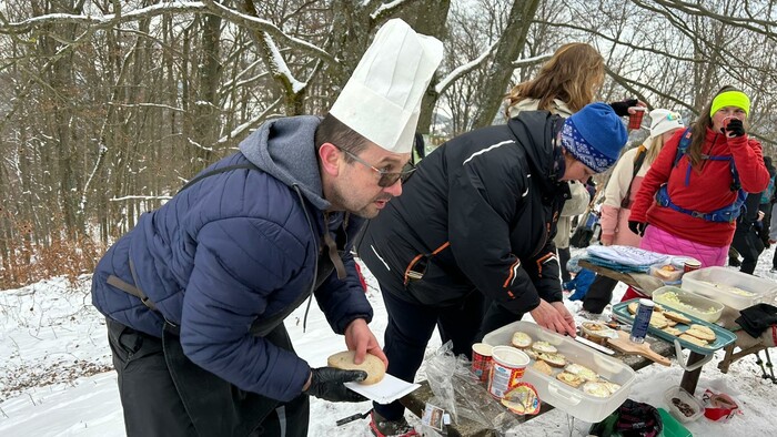 Trojkráľový výstup na zrúcaninu hradu Zniev