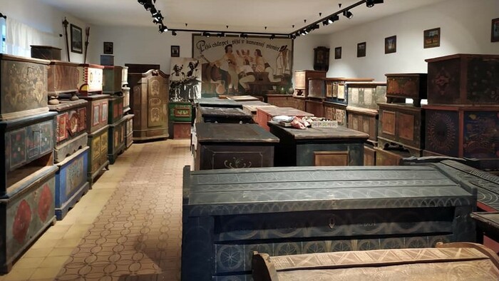 V Múzeu Na dreve maľované v Čičmanoch