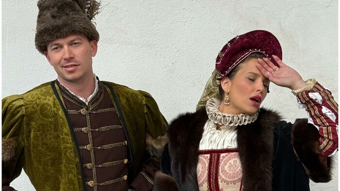 na historia chuti moderatori Martina Zabranska Tibor Ferencik