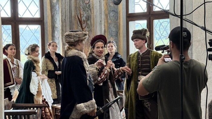 na historia chuti moderatorka Martina Zabranska hrad