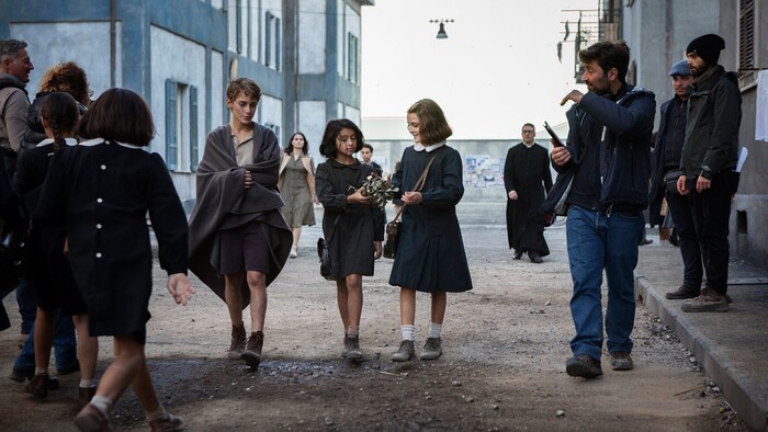 Geniálna priateľka, seriál