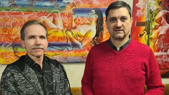 Igor Piačka vystavuje cykly ženských figúr