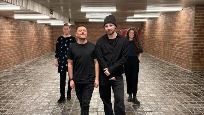 Dress For Less v :Popo_FM