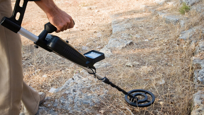 Talianske školy budú môcť používať detektory kovov