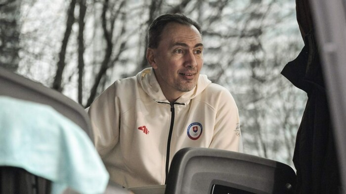 Šatan verí, že hokejisti pod piatimi kruhmi prekvapia. Musia sa spojiť pre tím, vraví