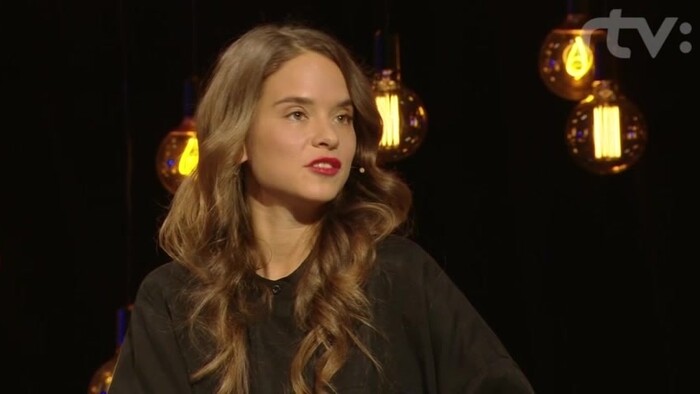 Svarinská veľa cestuje a rada sa zoznamuje.mpeg