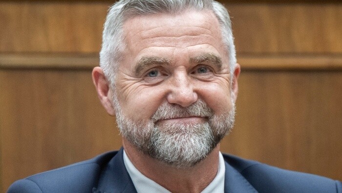 Parlament schválil nový rokovací poriadok