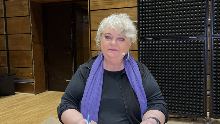 Na-minútu-presne-nová-rozhlasová-zábavná-relácia