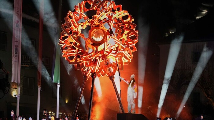 Pochmúrnejší ako v Paríži, oslava talianskej histórie: Zahraničné médiá reagujú na otvárací ceremoniál ZOH 2026