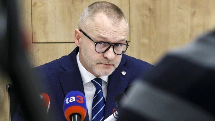 La fiscalía desestima acusaciones contra casos de suministro de armas eslovacas a Ucrania