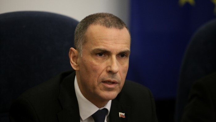 Prime Minister and Prosecutor General Clash Over Corruption Fight