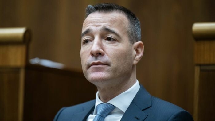 Za poklesom preferencií je konsolidácia