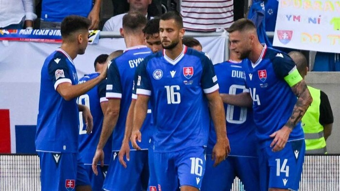 Žreb určil súperov Slovákov v kvalifikácii na MS 2026 vo futbale. Na meno najsilnejšieho z nich si ešte musia počkať