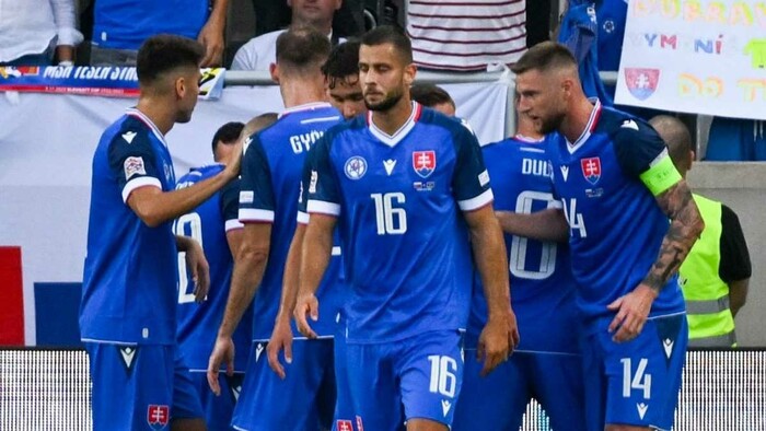 Žreb určil súperov Slovákov v kvalifikácii na MS 2026 vo futbale. Na meno najsilnejšieho z nich si ešte musia počkať