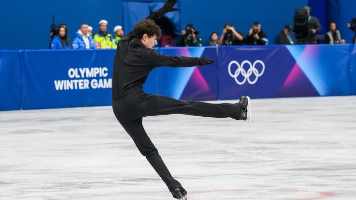 Juegos Olímpicos de Invierno 2026 - Patinaje artístico: Hagara pasa a las pruebas libres desde el puesto 20, con Malinin a la ca