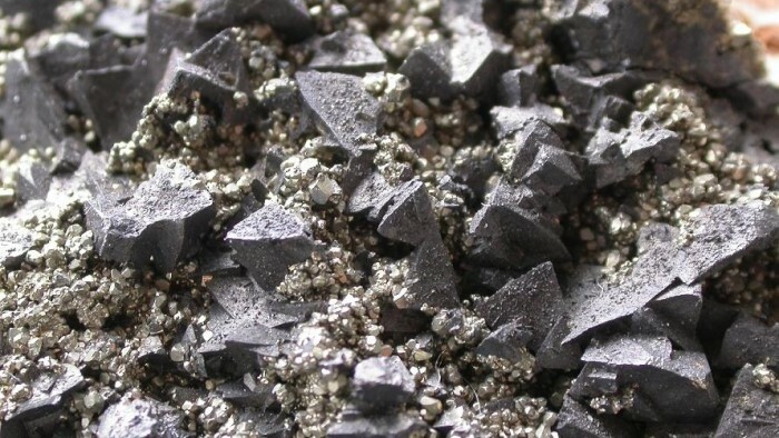 Umweltfreundliche Gewinnung von Antimon