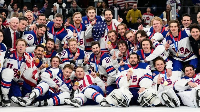 Dramatické finále snov našlo víťaza až v predĺžení, hrdinom zlatých Američanov sa stal Jack Hughes