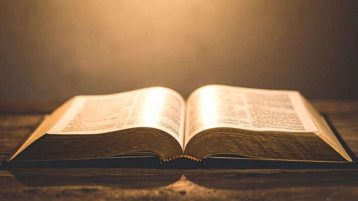 Zamyslenie / Hodnota Biblie